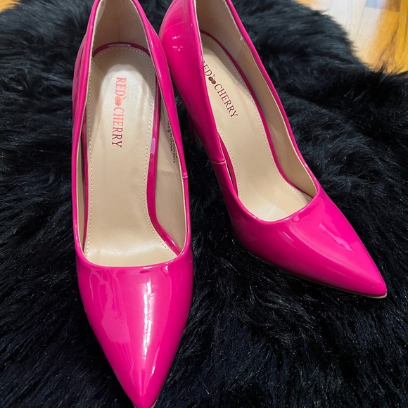 HOT PINK PUMPS - Picture 1 of 5